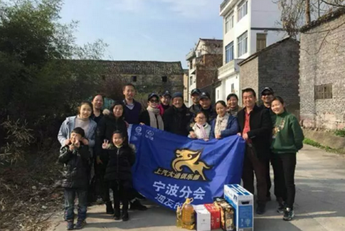 情暖抗战老兵